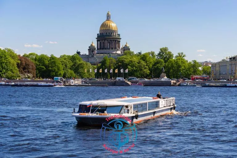 теплоход альта