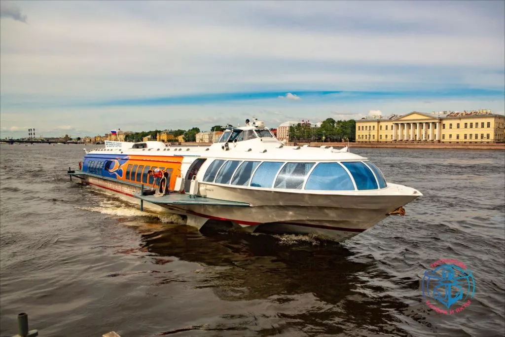Теплоход 